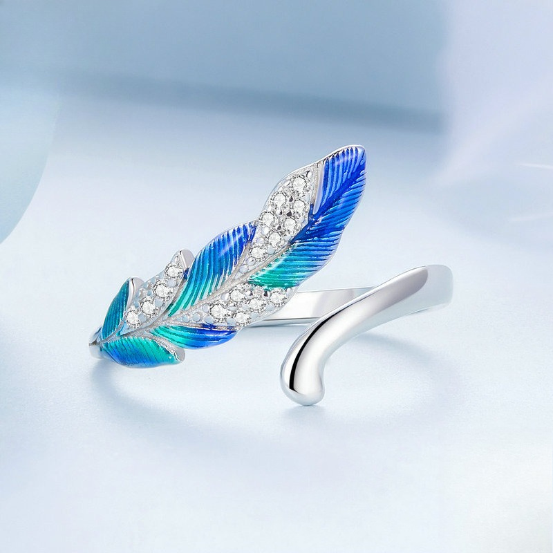 Women's Turquoise Blue & Clear Feather Statement Ring
